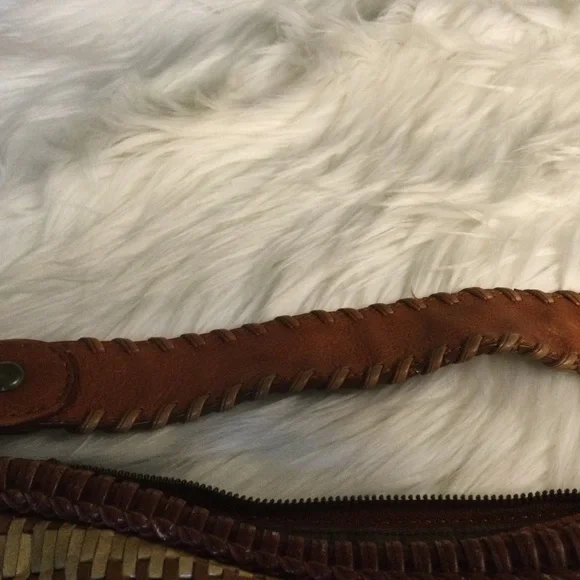 Isabella Fiore Authentic Woven Leather Shoulder Bag - Picture 16 of 16